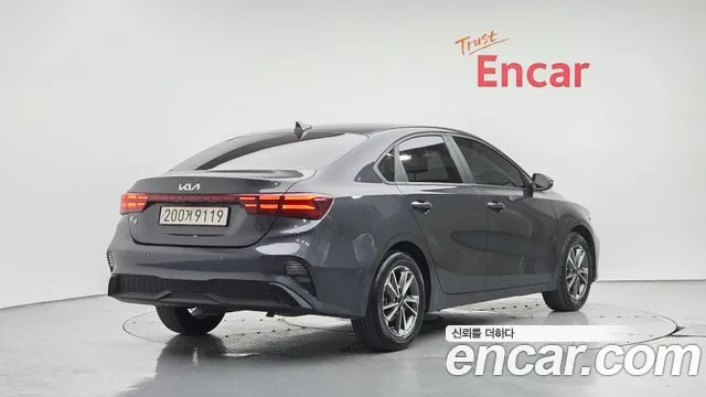 Kia K3 Generation 2 — Фото автомобиля 2