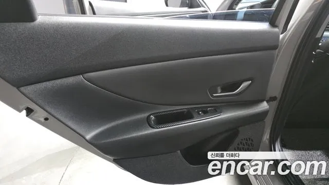 Hyundai AVANTE Smart — Фото автомобиля 25