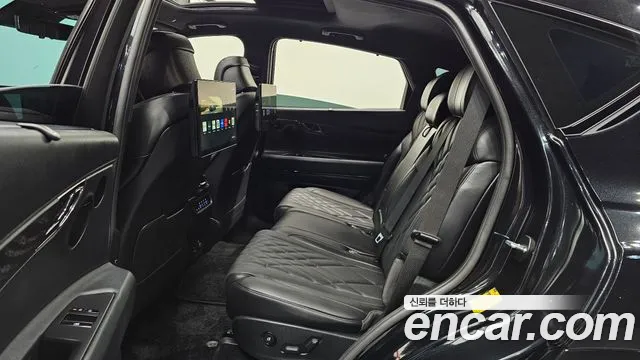 Genesis GV80 — Фото автомобиля 11