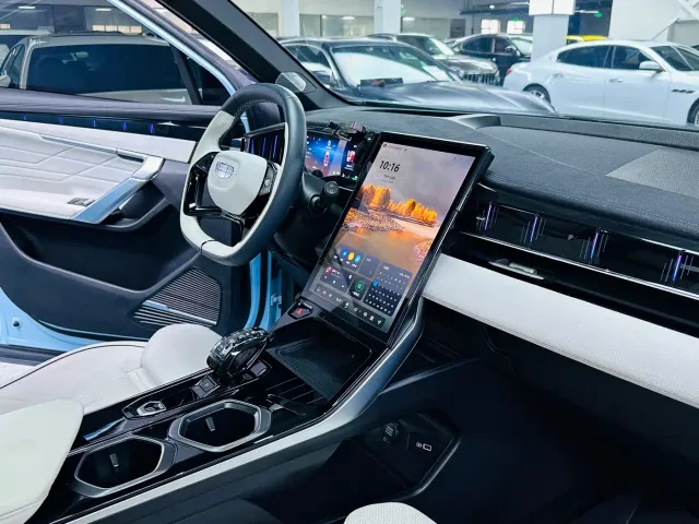 Geely Boyue L — Фото автомобиля 7