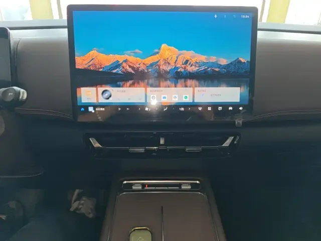 Wuling Starlight 730 — Фото автомобиля 12