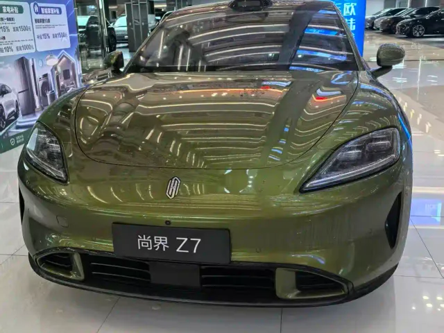 Shangjie Z7 — Фото автомобиля 3