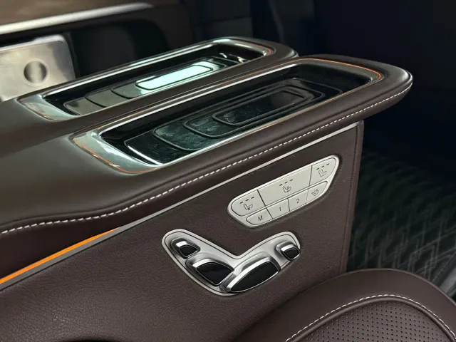 Mercedes-Benz V-Class — Фото автомобиля 14