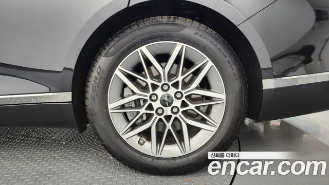Genesis G80 Бензин 2.5 турбо 2WD — Фото автомобиля 16
