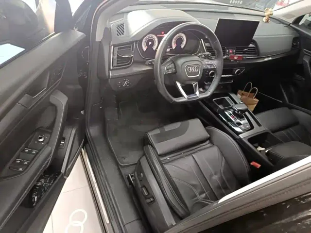 Audi Q5L — Фото автомобиля 15