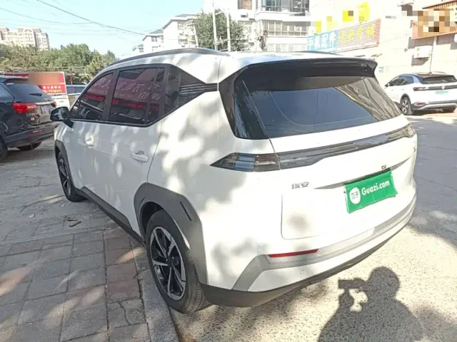 GAC Aion Y — Фото автомобиля 4