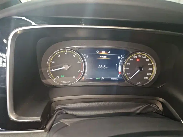 GAC Trumpchi M8 — Фото автомобиля 11