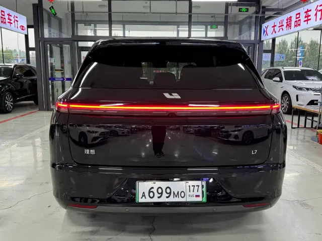 Li Auto L7 — Фото автомобиля 6