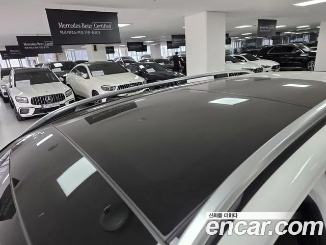 Mercedes-Benz GLB-Class — Фото автомобиля 12