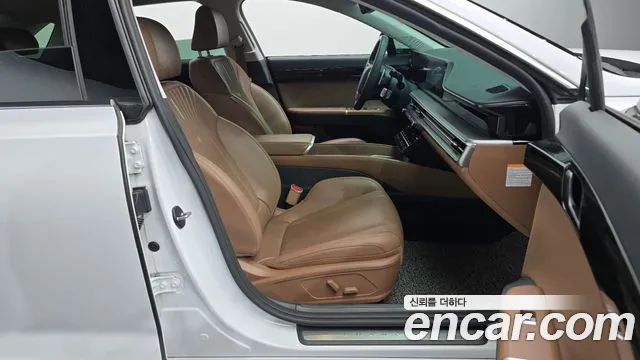 Hyundai Grandeur GN7 — Фото автомобиля 17