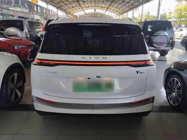 GAC Aion Y — Фото автомобиля 5