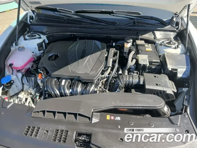 Hyundai Grandeur GN7 — Фото автомобиля 20