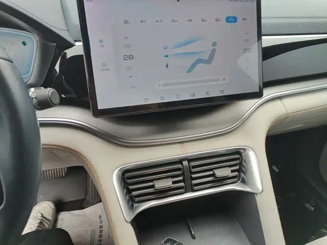 BYD Song PLUS — Фото автомобиля 12