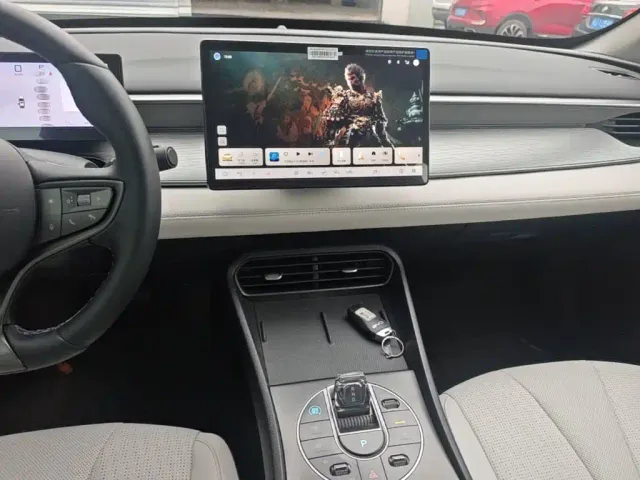 BYD Seal 05 DM-i — Фото автомобиля 12