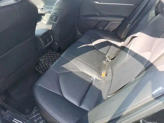 Toyota Camry — Фото автомобиля 16