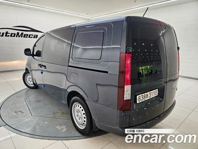 Hyundai Staria Staria Карго 5 мест — Фото автомобиля 5