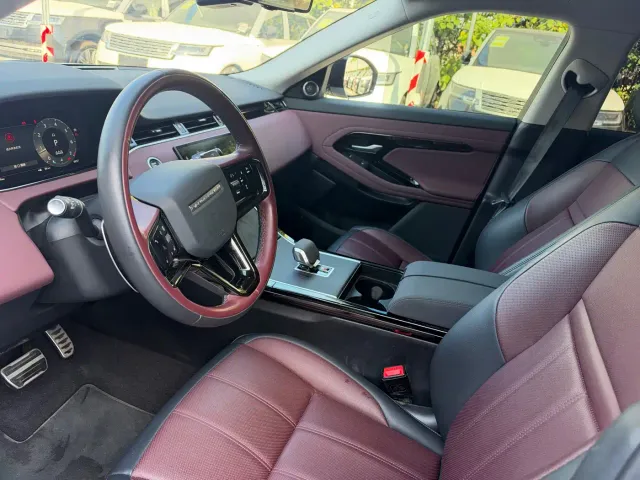 Land Rover Range Rover Evoque — Фото автомобиля 12