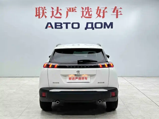 Peugeot 2008 — Фото автомобиля 5