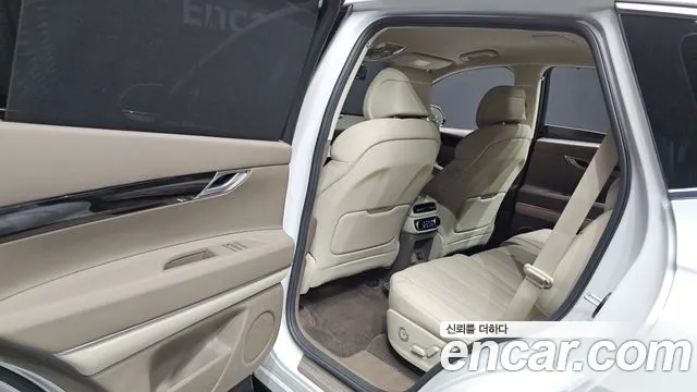 Genesis GV80 — Фото автомобиля 16