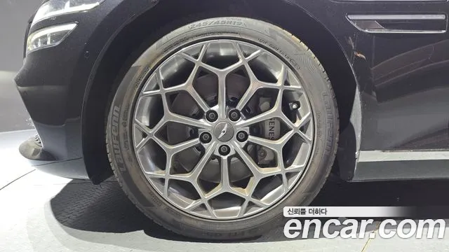 Genesis G80 RG3 — Фото автомобиля 5