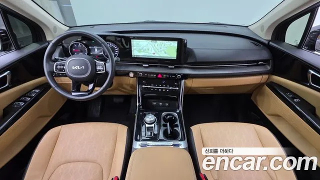 Kia Carnival Generation 4 — Фото автомобиля 7