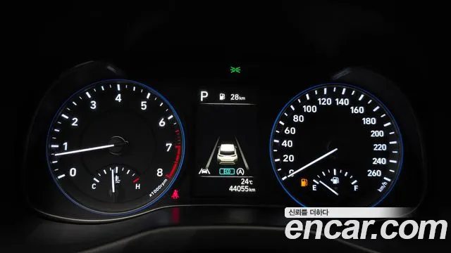 Hyundai Kona — Фото автомобиля 11