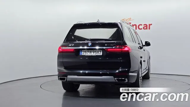 BMW X7 G07 — Фото автомобиля 4