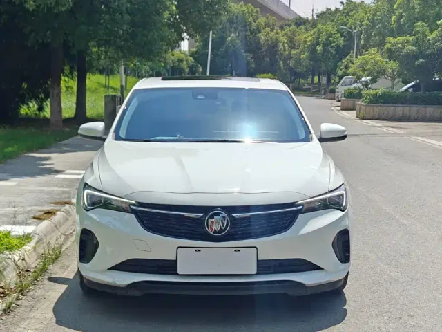 Buick Verano — Фото автомобиля 3