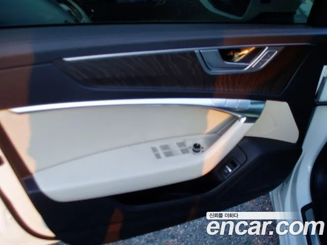 Audi A6 45 TFSI Premium — Фото автомобиля 9