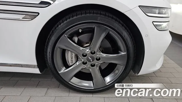 Genesis G80 RG3 — Фото автомобиля 6
