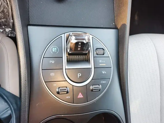 BYD Seal 05 DM-i — Фото автомобиля 13