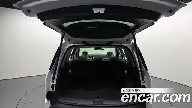 Hyundai Santafe — Фото автомобиля 29