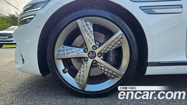 Genesis G80 RG3 — Фото автомобиля 5
