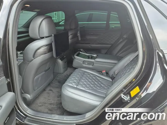 Genesis G90 — Фото автомобиля 6
