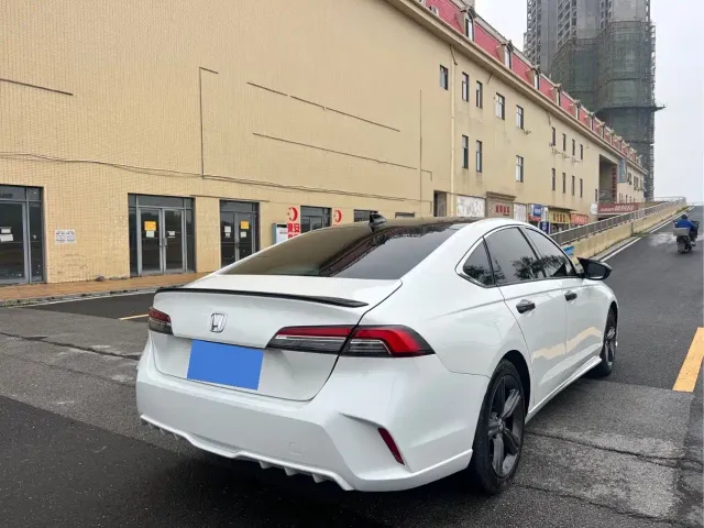 Honda Inspire — Фото автомобиля 4