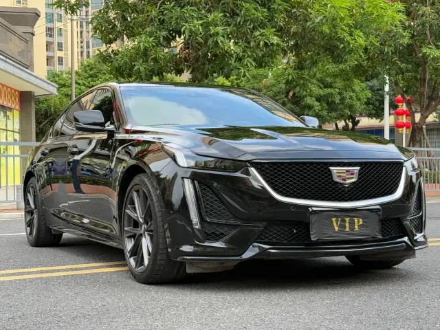 Cadillac CT5 — Фото автомобиля 3