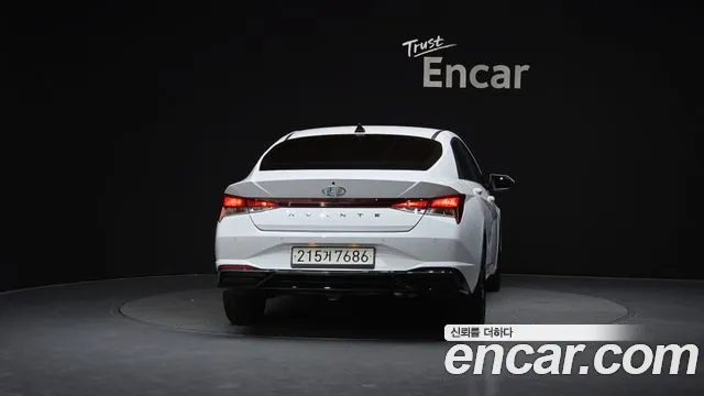 Hyundai AVANTE Avante (CN7) — Фото автомобиля 4