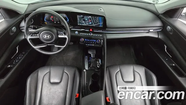 Hyundai Avante — Фото автомобиля 10