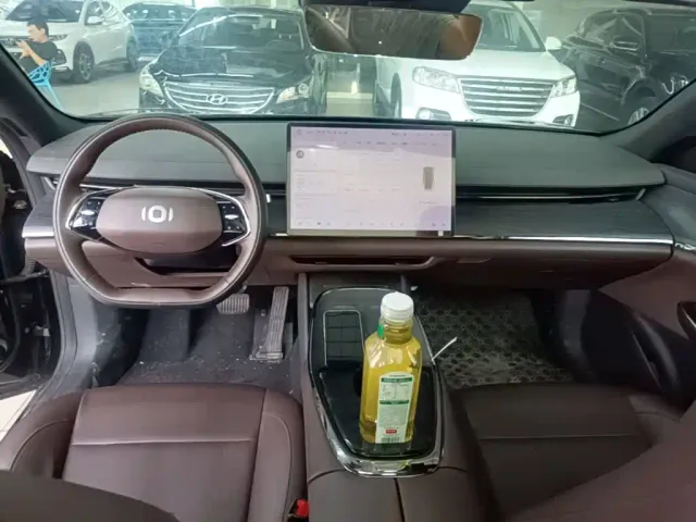 Changan Qiyuan A07 — Фото автомобиля 8