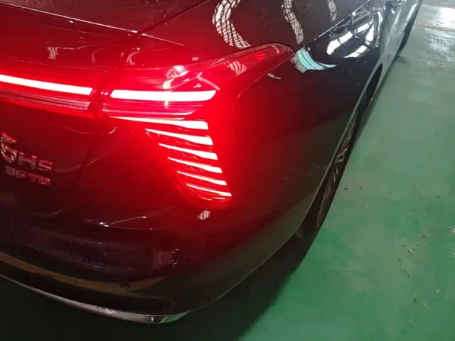 Hongqi H5 — Фото автомобиля 7