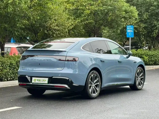 Luxeed R7 — Фото автомобиля 3