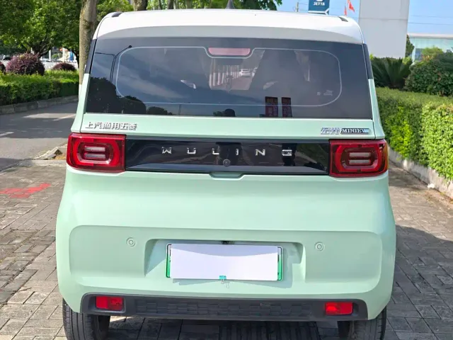 Wuling Hongguang Mini EV — Фото автомобиля 7