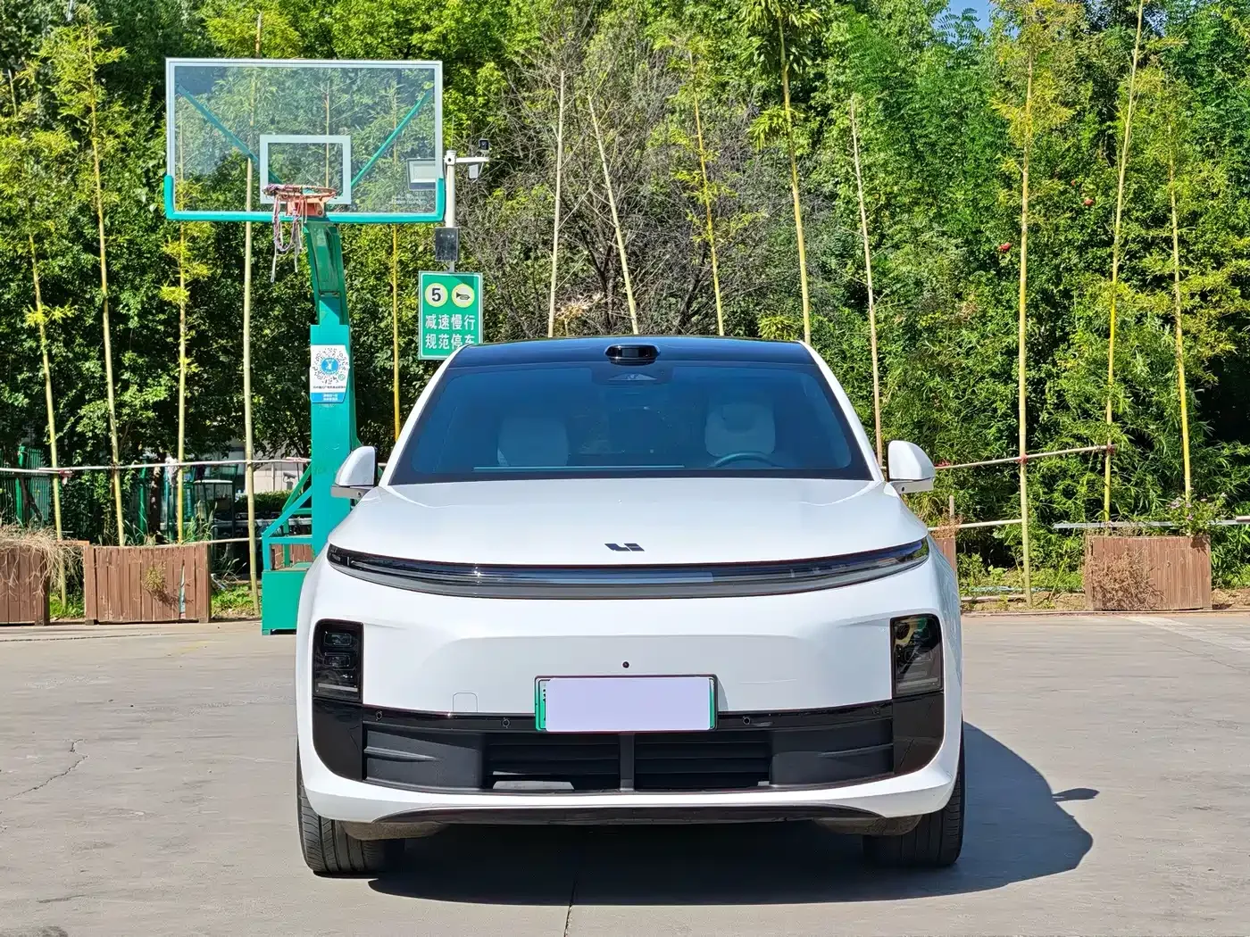 Li Auto Li Auto L6 2025 Pro Smart Renewal Edition — Фото автомобиля 2