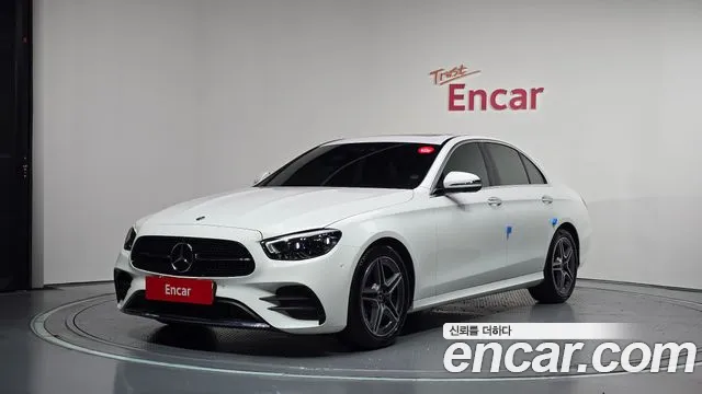 Фотография автомобиля — Mercedes-Benz E-Class W213