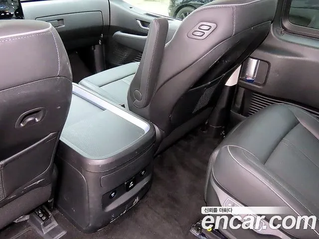 Hyundai Staria Staria L3.5 Lounge 7 мест — Фото автомобиля 13