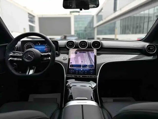 Mercedes-Benz C-Class — Фото автомобиля 4
