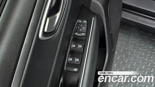 Renault Korea SM6 New — Фото автомобиля 26