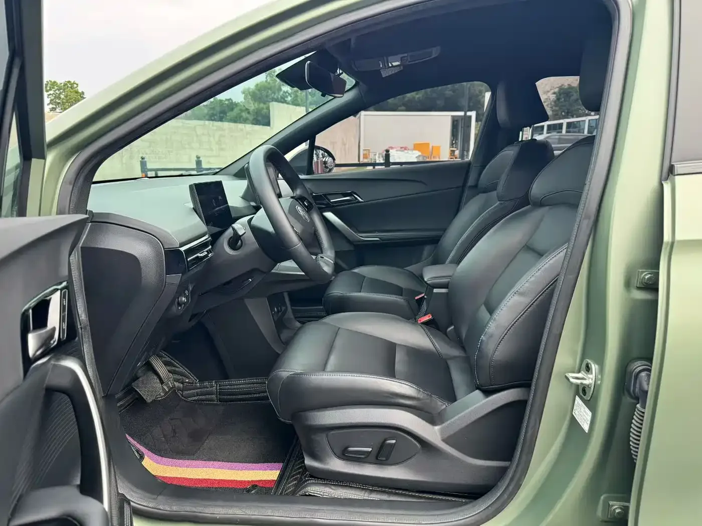 MG MG4 EV 2022 520km Flagship — Фото автомобиля 4