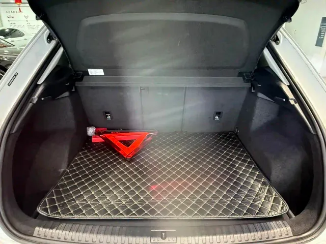 Audi Q3 — Фото автомобиля 21