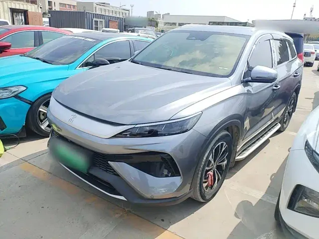Фотография автомобиля — BYD Song Pro